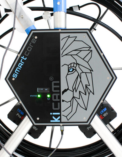 Leo SmartCore mit Power & Status Anzeige und kleinem Display